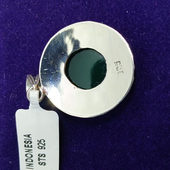 2354335-5. Unisex Bali Green Chalcedony 925 Sterling Silver - Picture 2 of 3